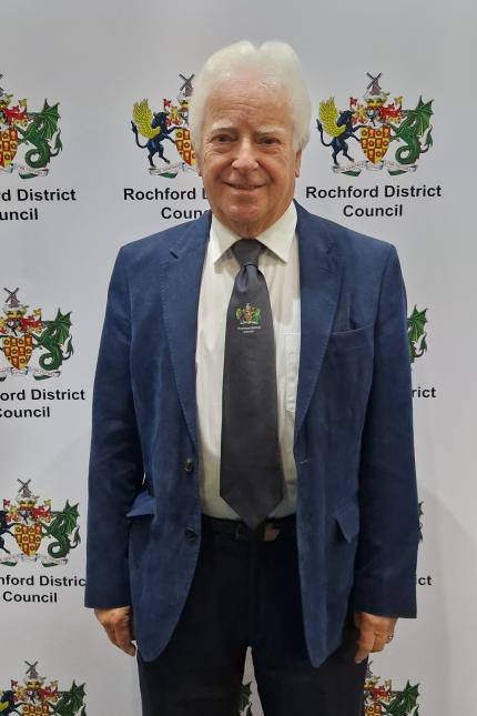 Cllr D W Sharp