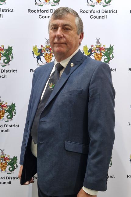 Cllr G W Myers