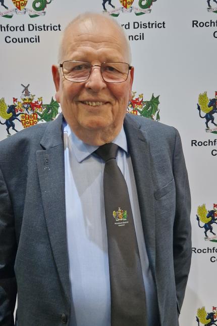 Cllr S E Wootton
